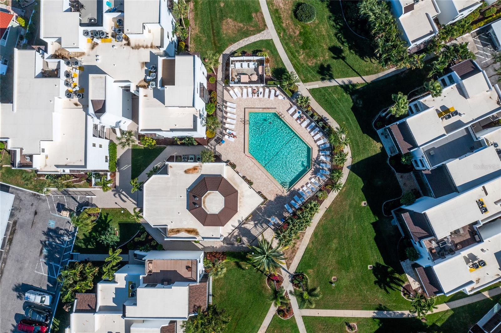 Image 32 of 32 For 2955 Beach Road E122