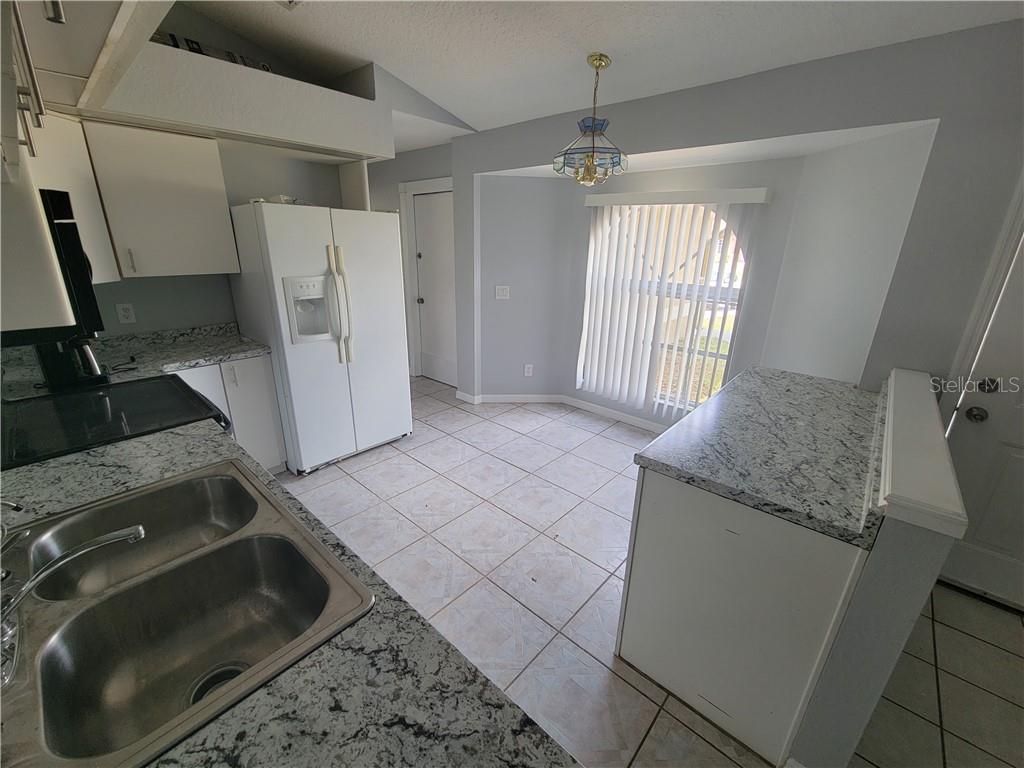 Image 3 of 14 For 7413 Crock Avenue