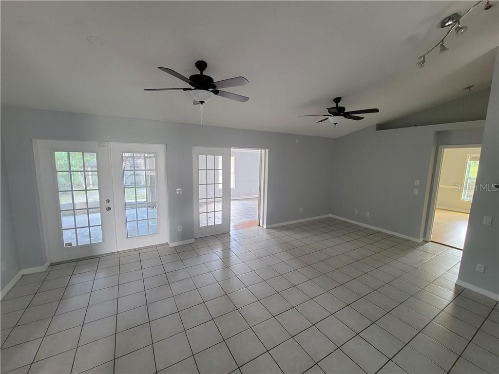 Image 9 of 14 For 7413 Crock Avenue