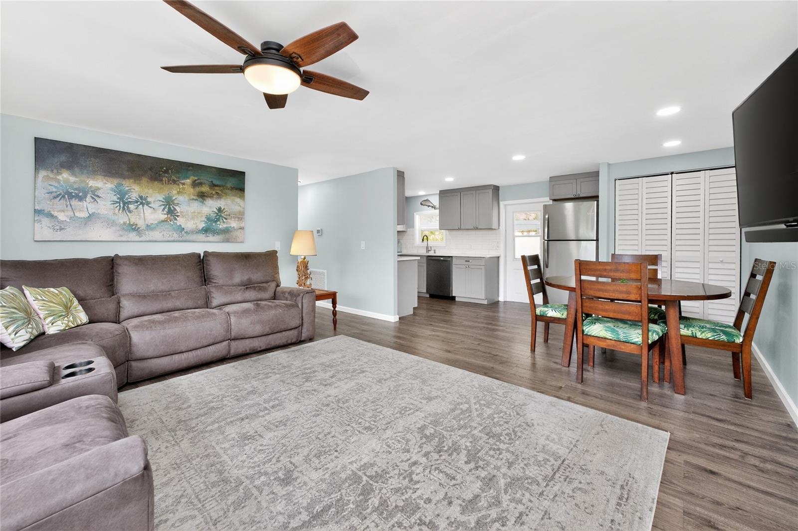 Image 11 of 48 For 258 Via De Luna