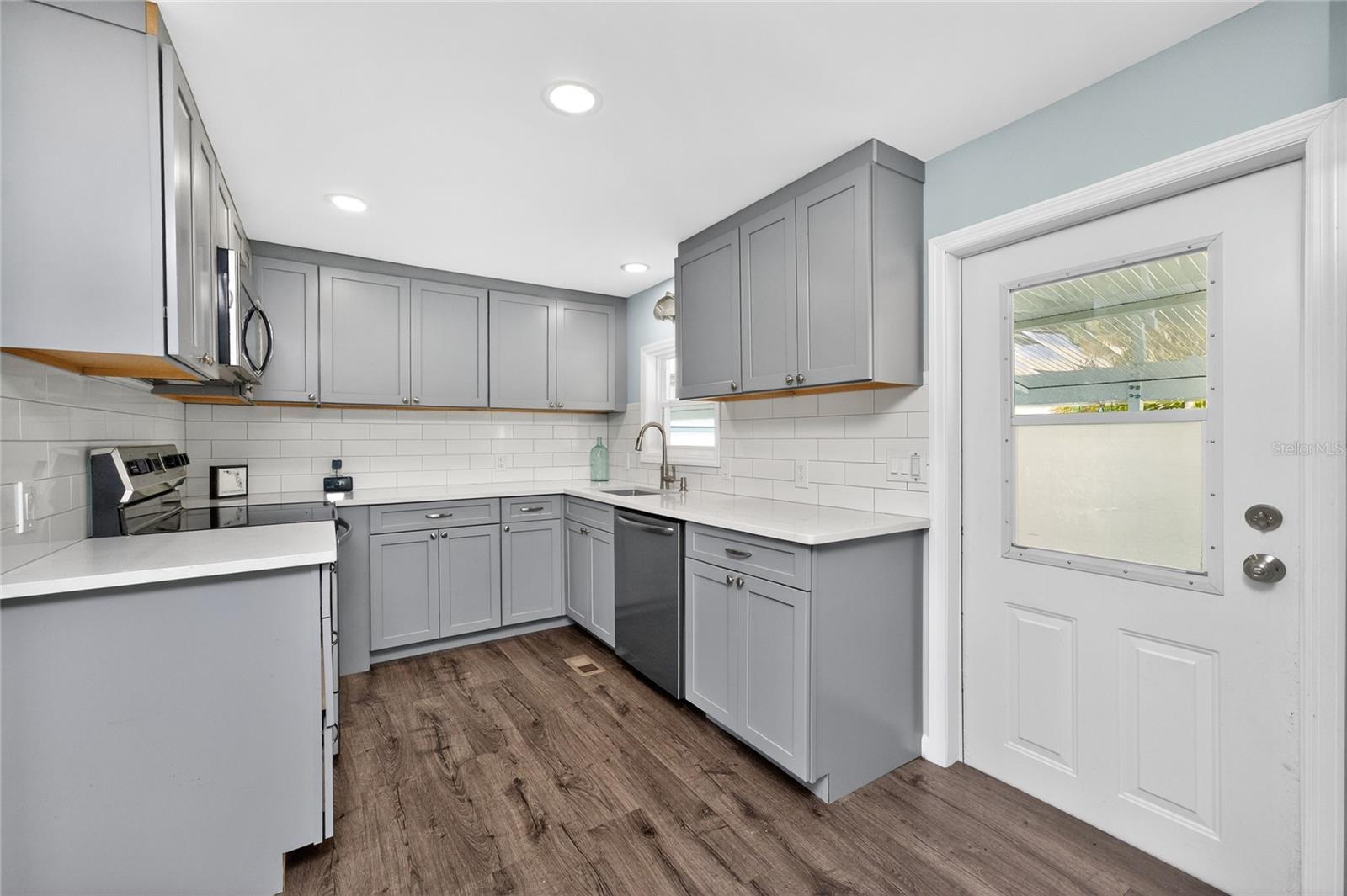 Image 14 of 48 For 258 Via De Luna