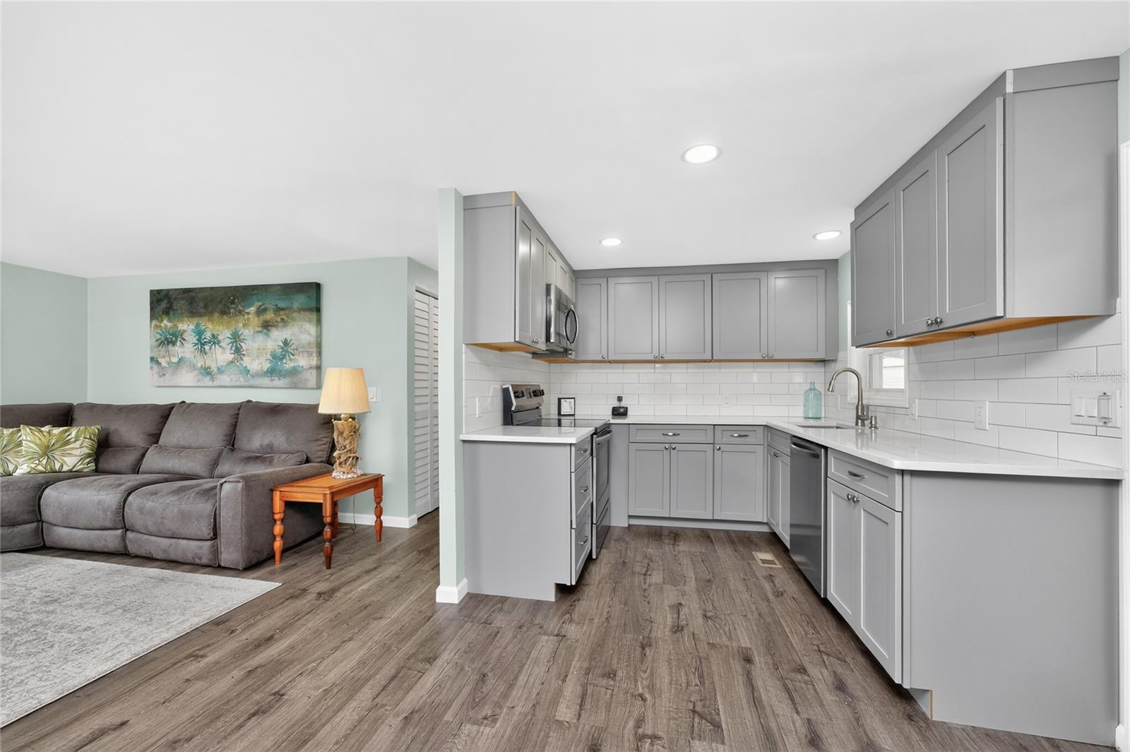 Image 16 of 48 For 258 Via De Luna