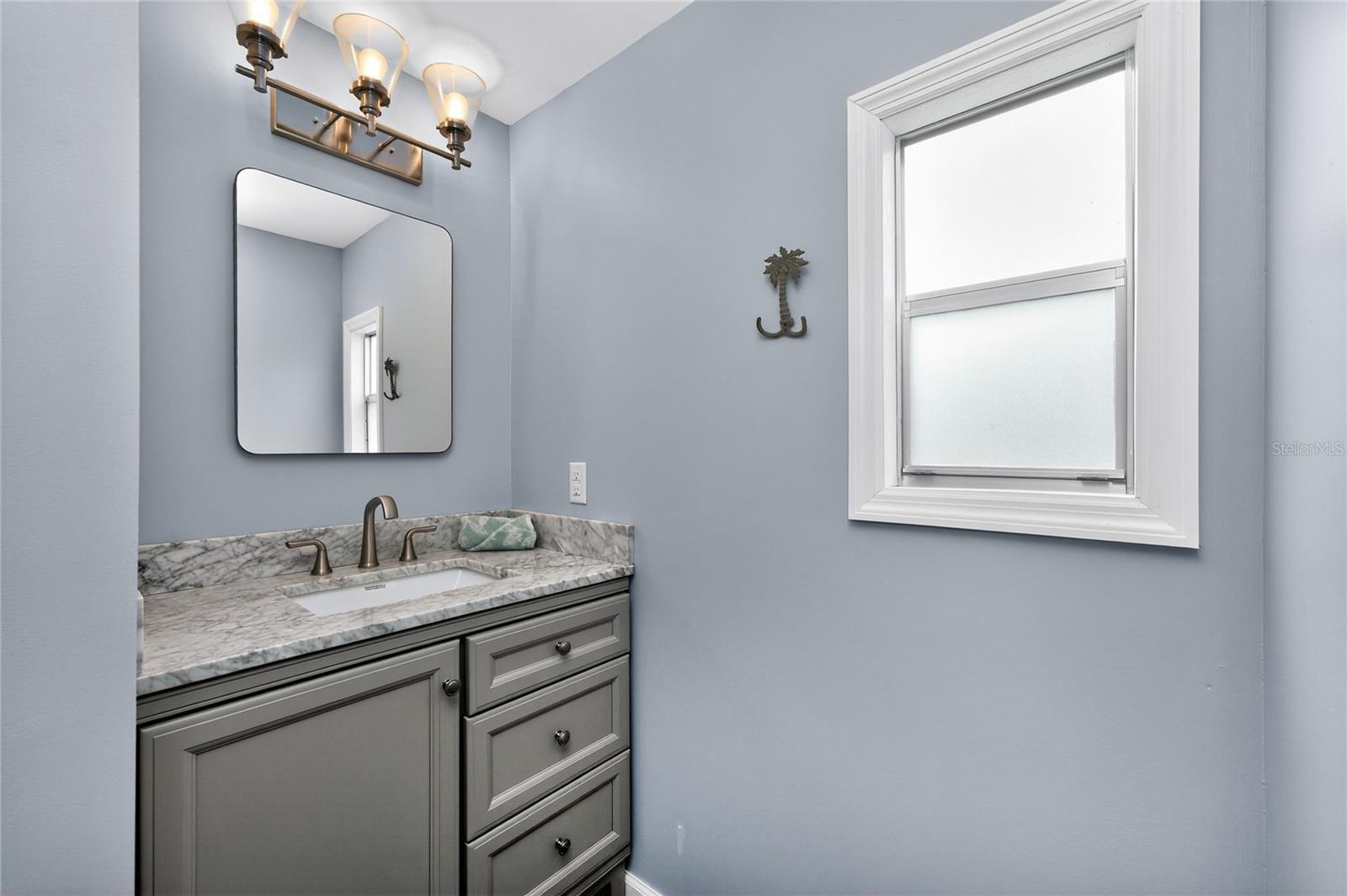 Image 25 of 48 For 258 Via De Luna