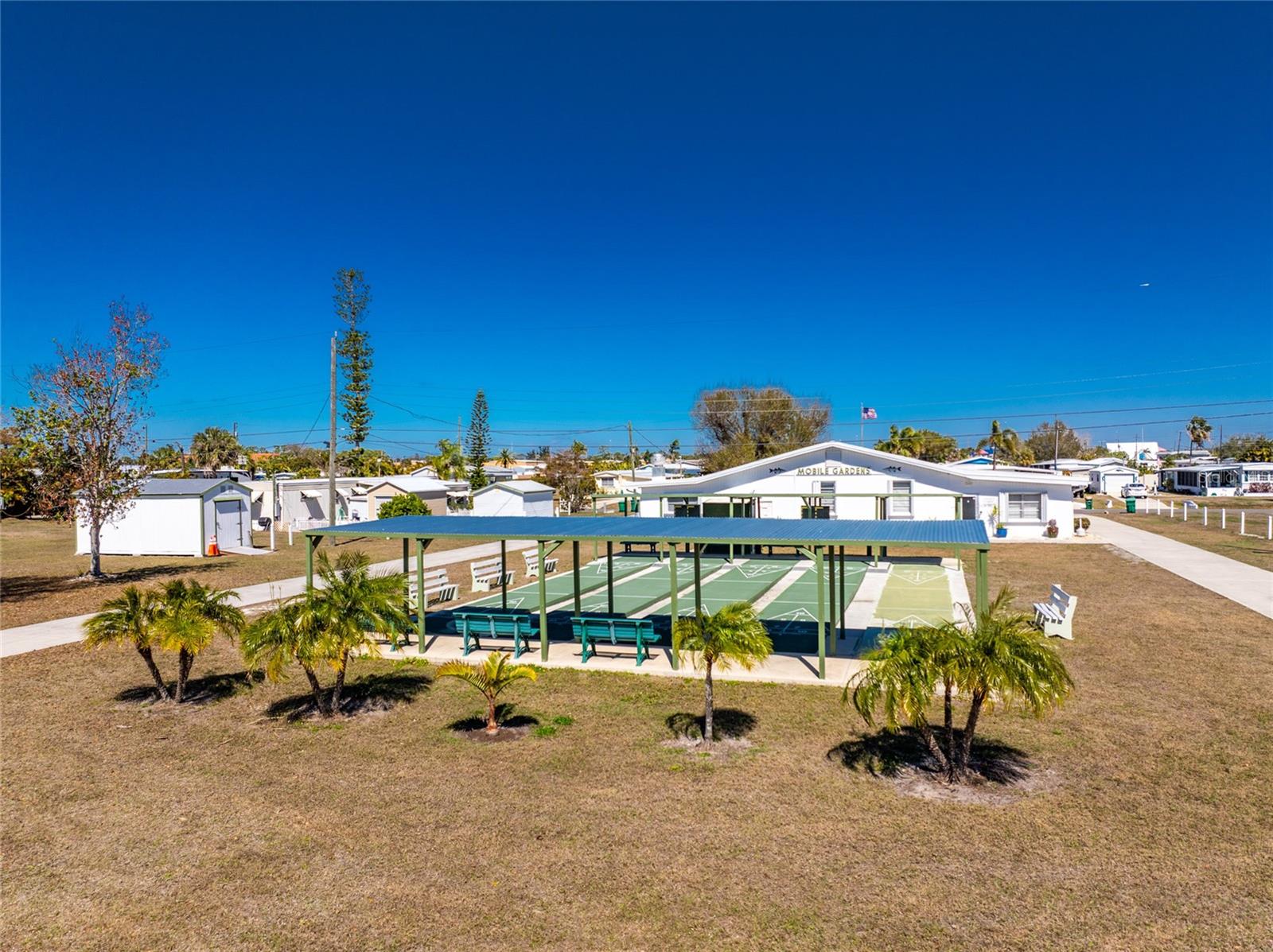 Image 4 of 48 For 258 Via De Luna