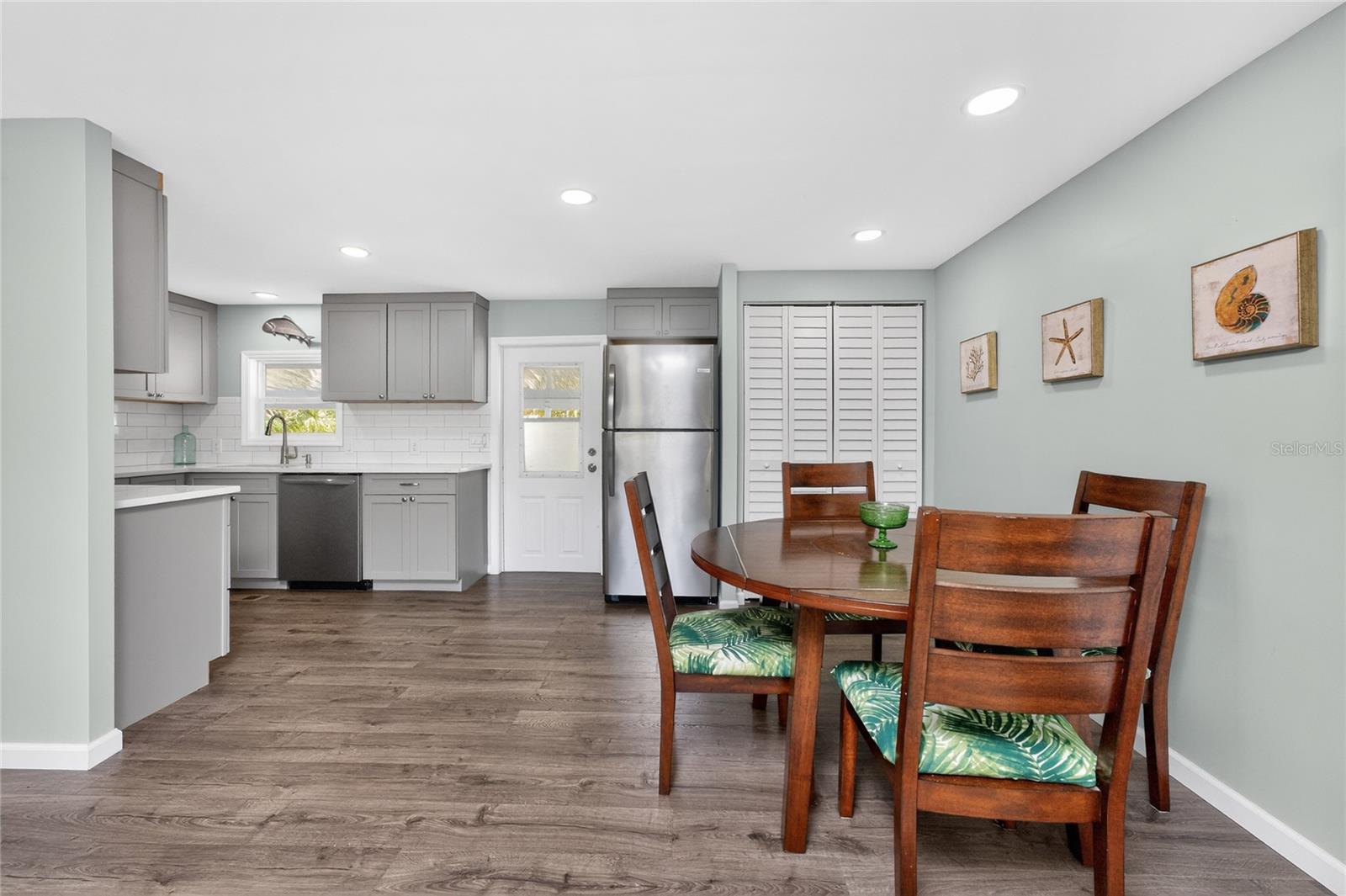 Image 7 of 48 For 258 Via De Luna