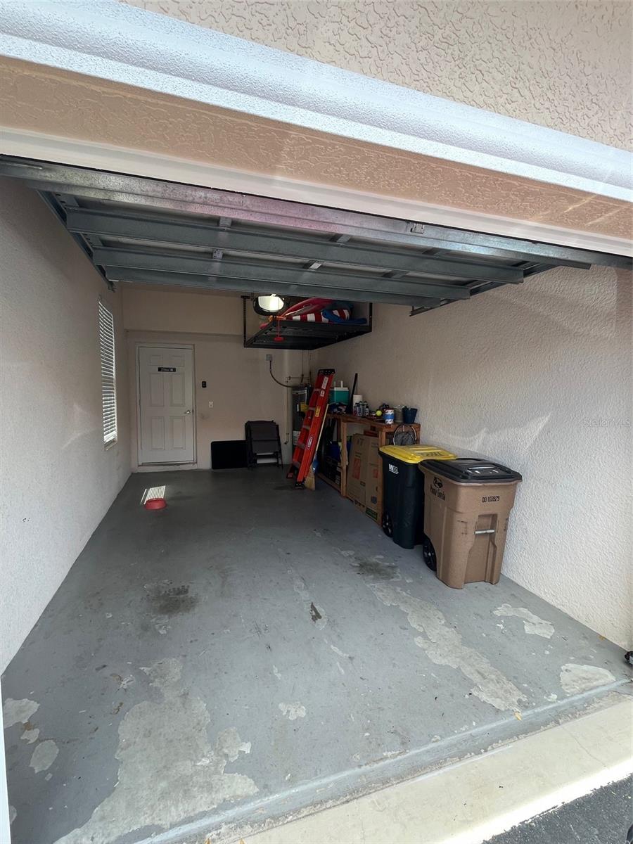 Image 16 of 17 For 240 End Drive 821