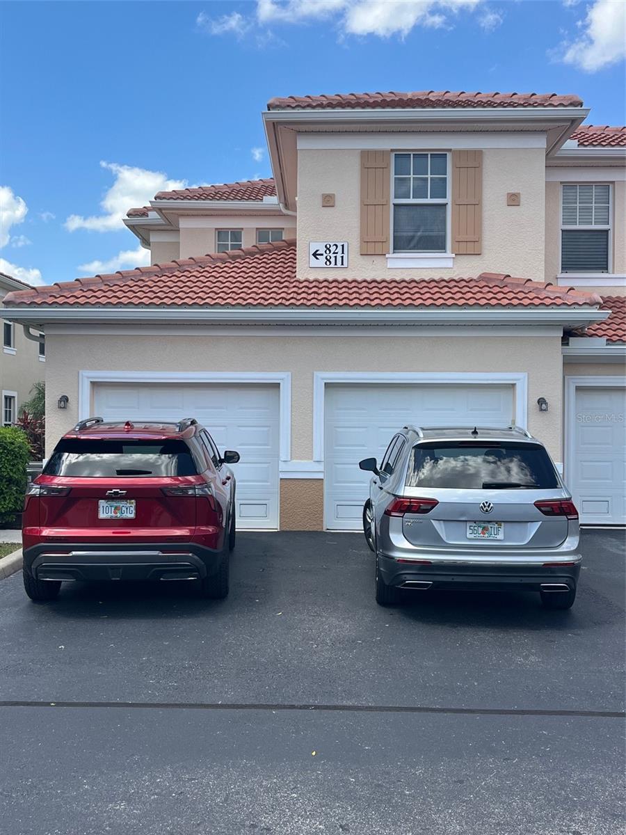 Image 2 of 17 For 240 End Drive 821