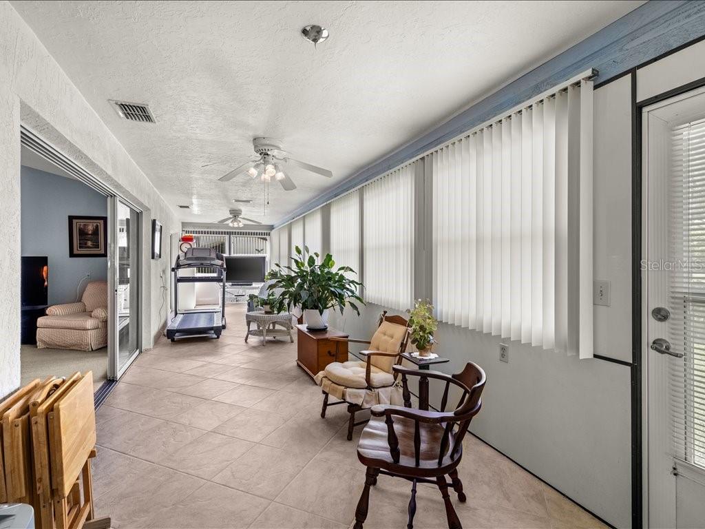 Image 14 of 46 For 322 Falling Waters Lane 163