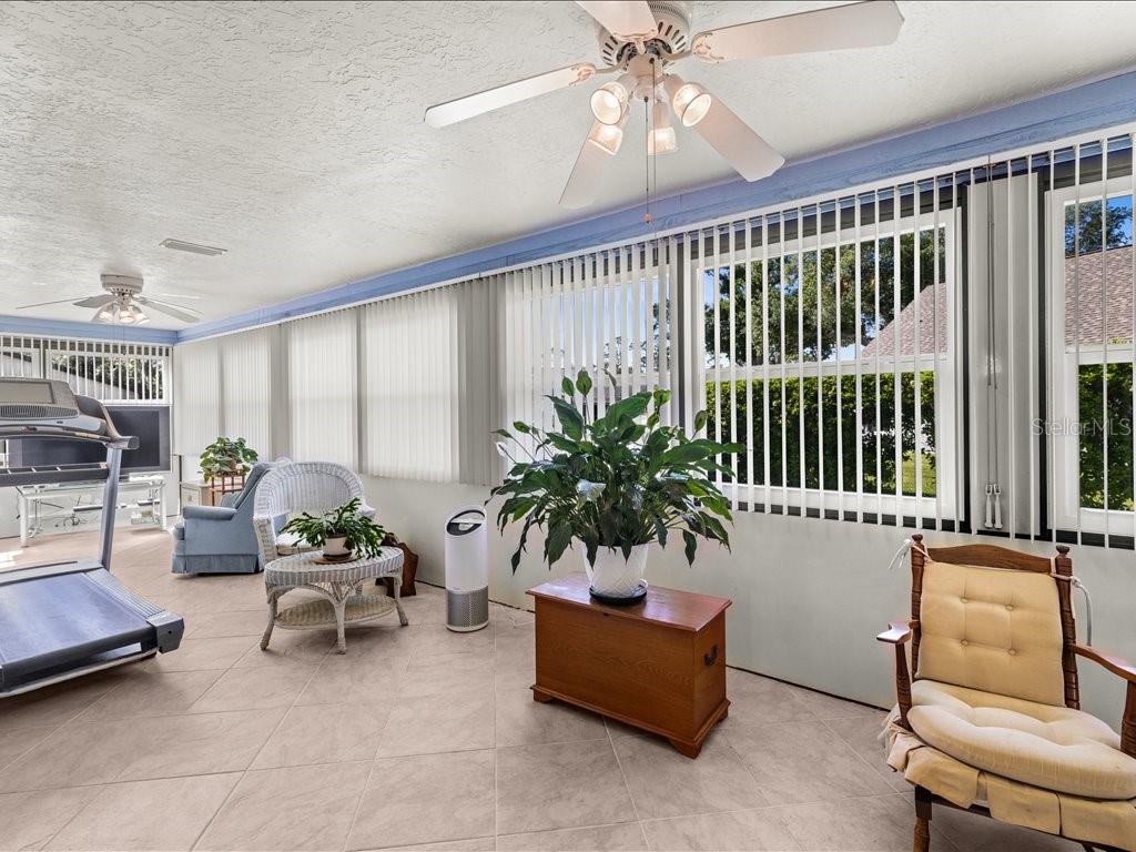 Image 15 of 46 For 322 Falling Waters Lane 163