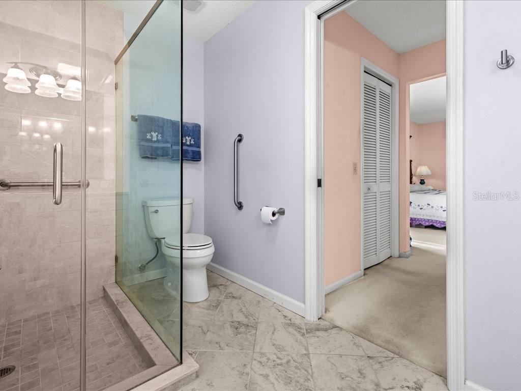 Image 22 of 46 For 322 Falling Waters Lane 163