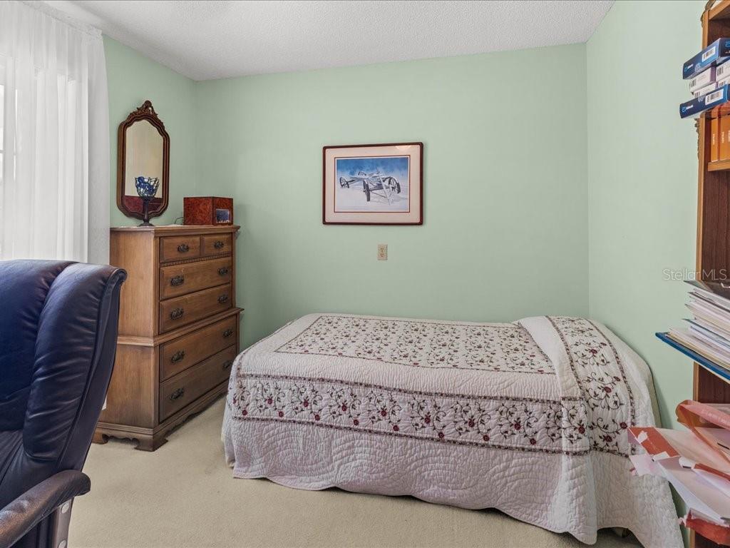 Image 24 of 46 For 322 Falling Waters Lane 163