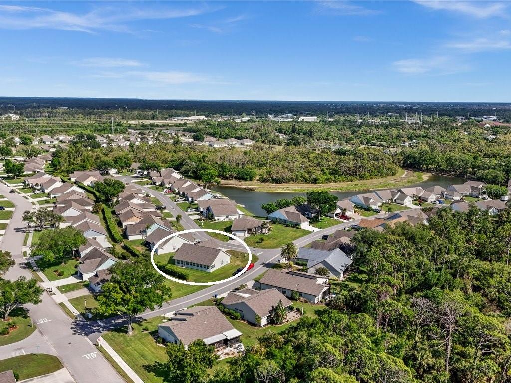 Image 36 of 46 For 322 Falling Waters Lane 163