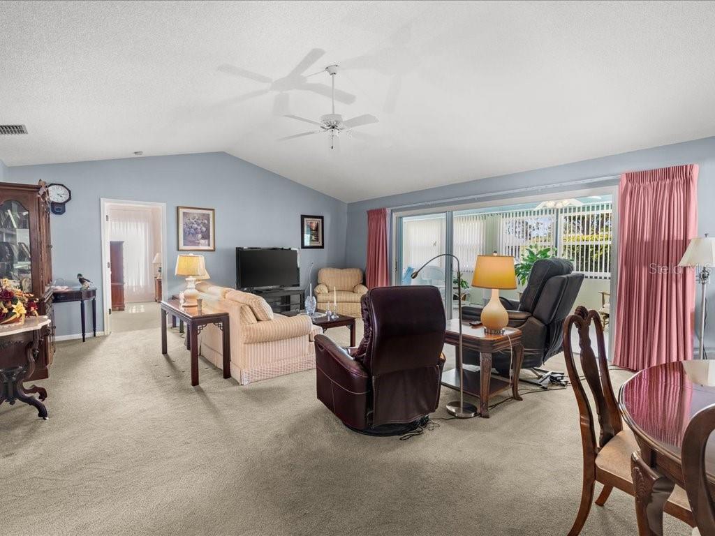 Image 4 of 46 For 322 Falling Waters Lane 163