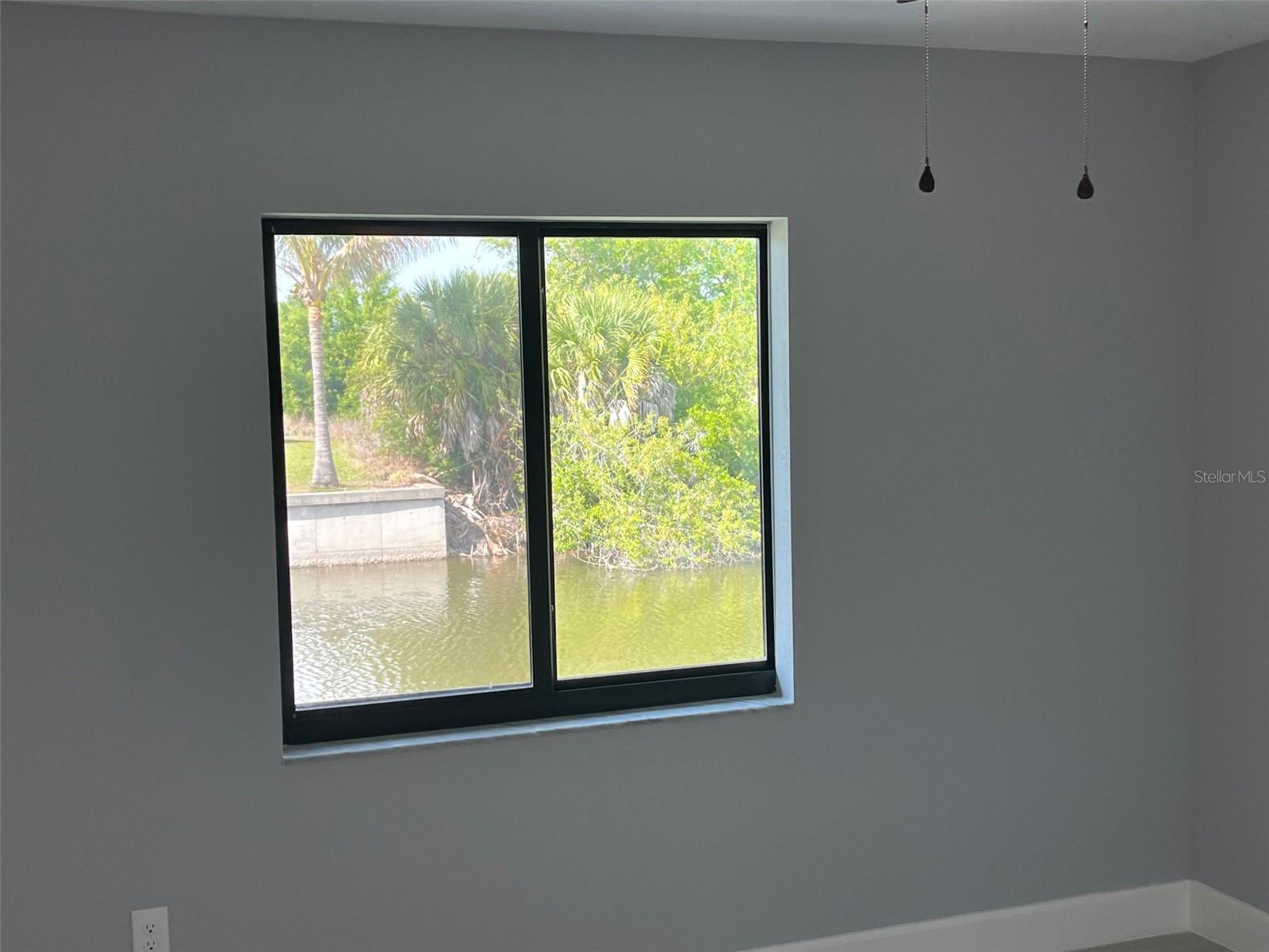 Image 11 of 16 For 13180 Amaryllis Circle