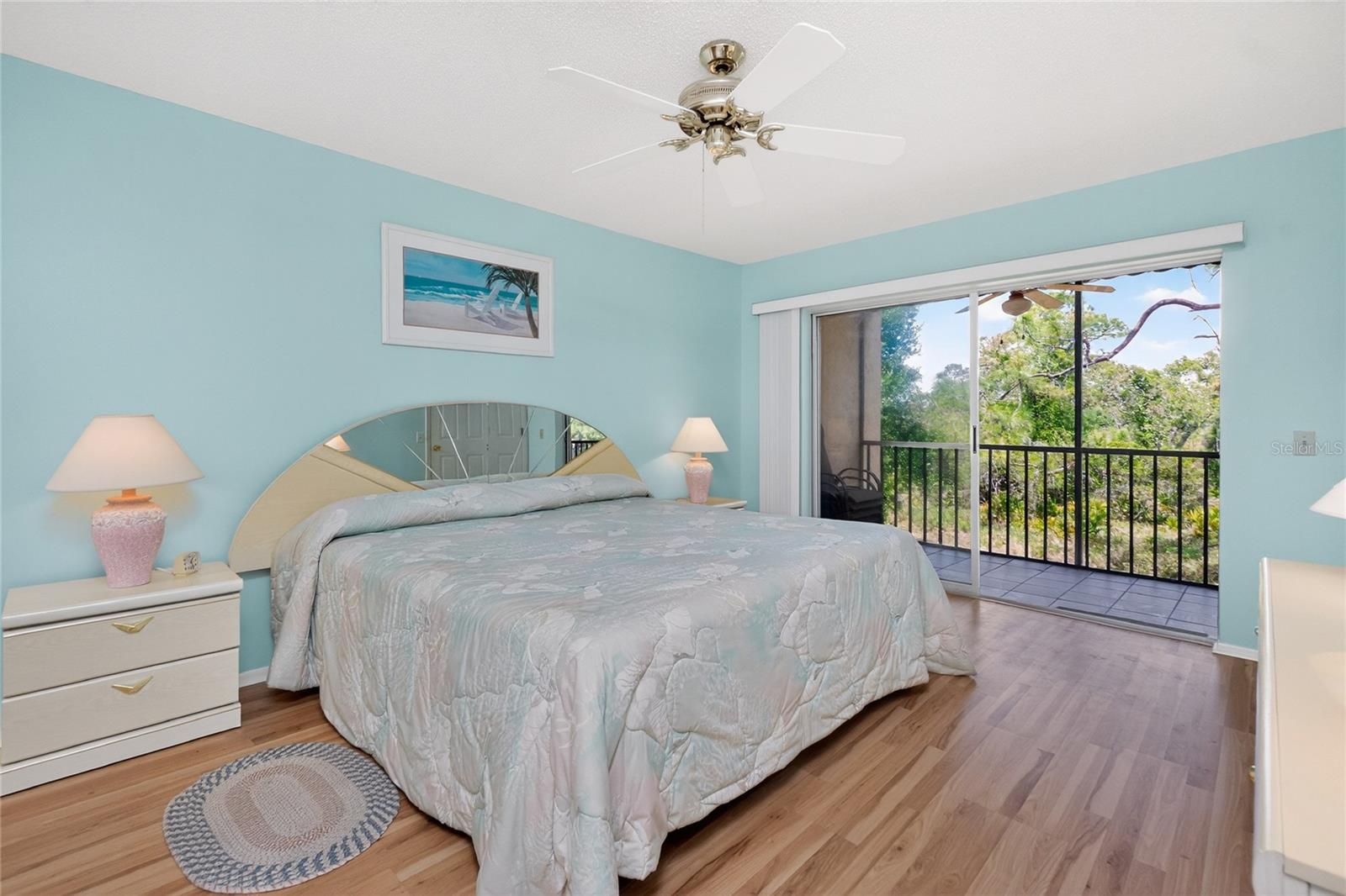 Image 19 of 55 For 207 Rubens Drive G