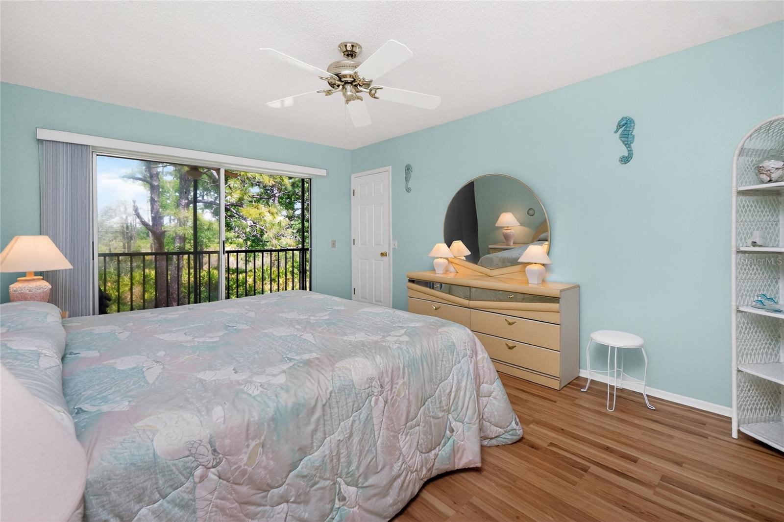 Image 20 of 55 For 207 Rubens Drive G