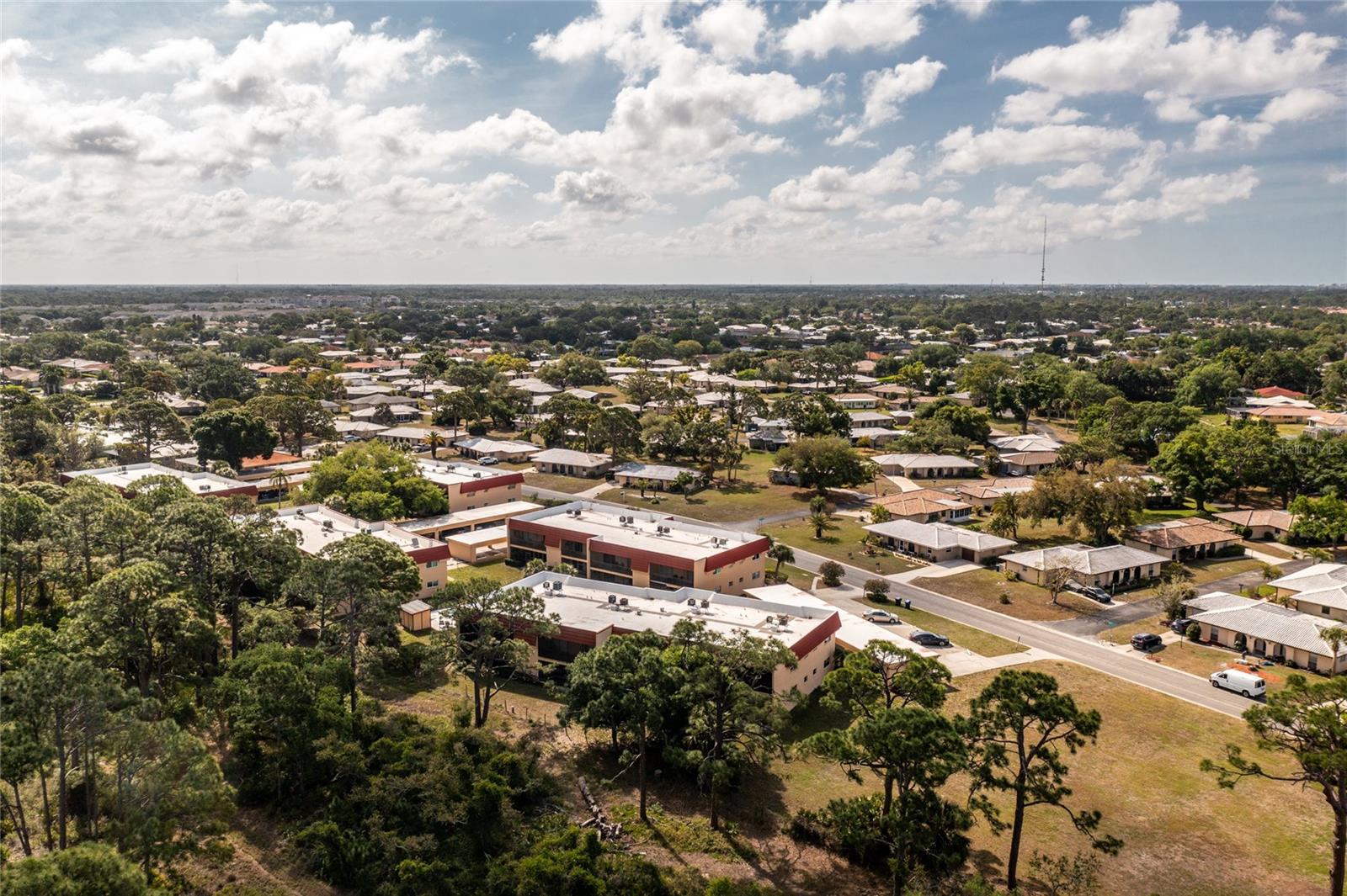 Image 43 of 55 For 207 Rubens Drive G