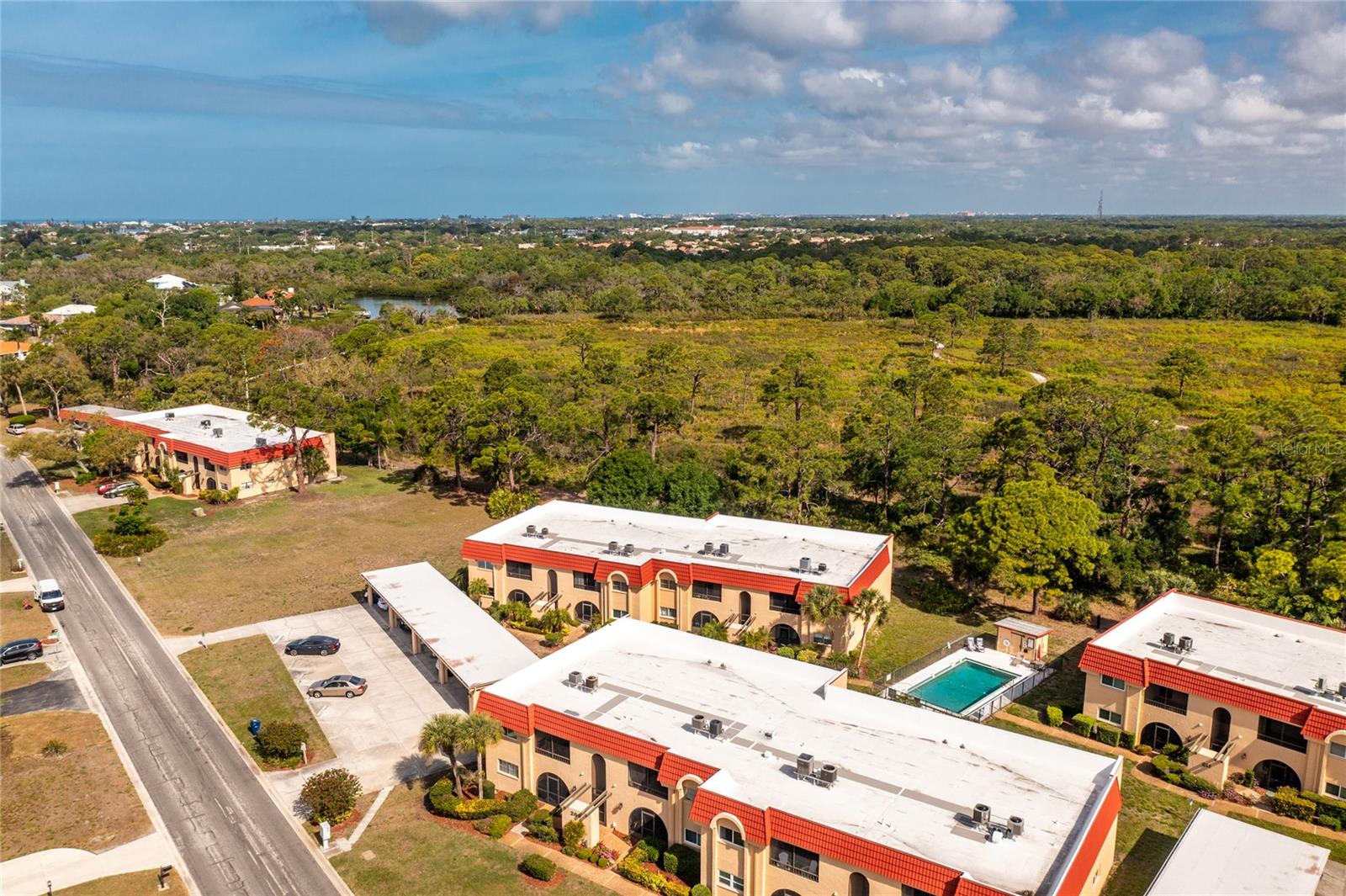 Image 47 of 55 For 207 Rubens Drive G