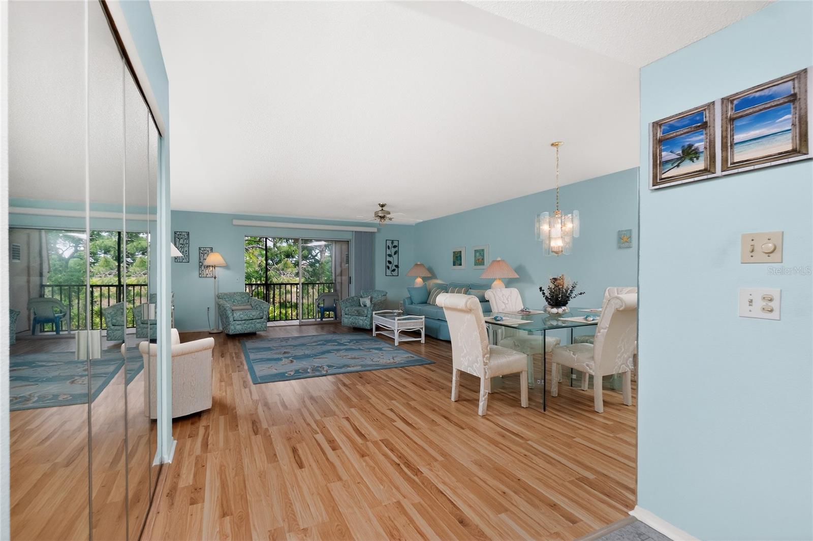 Image 6 of 55 For 207 Rubens Drive G