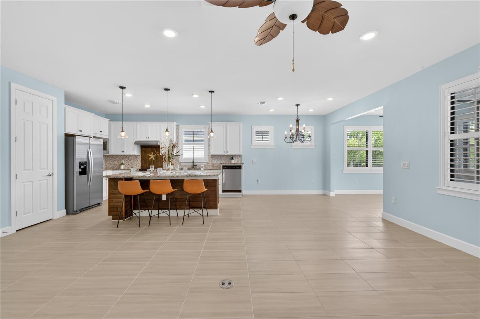 Image 18 of 68 For 2633 Daisy Drive