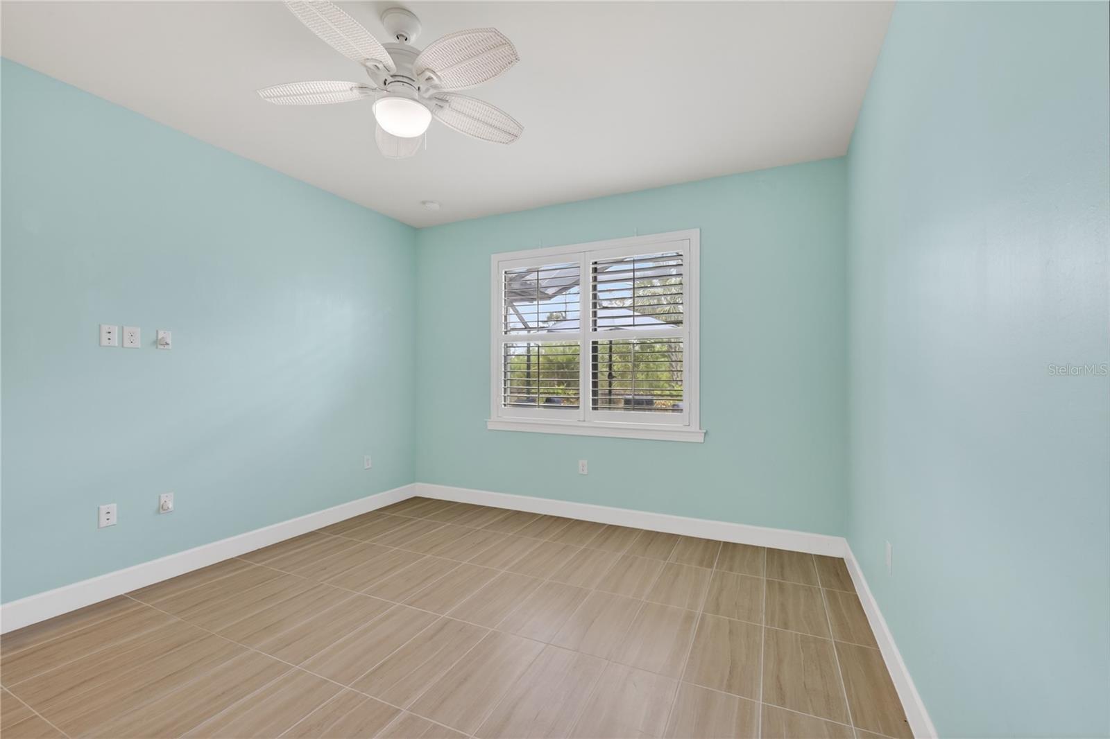 Image 20 of 68 For 2633 Daisy Drive