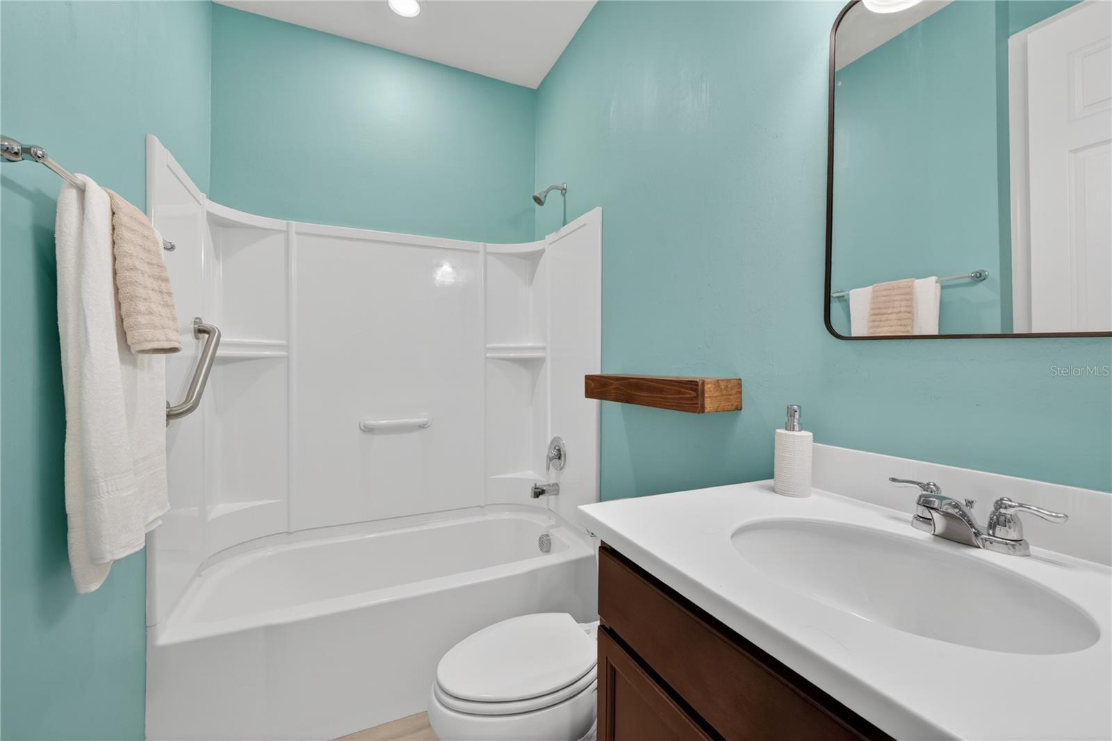 Image 28 of 68 For 2633 Daisy Drive