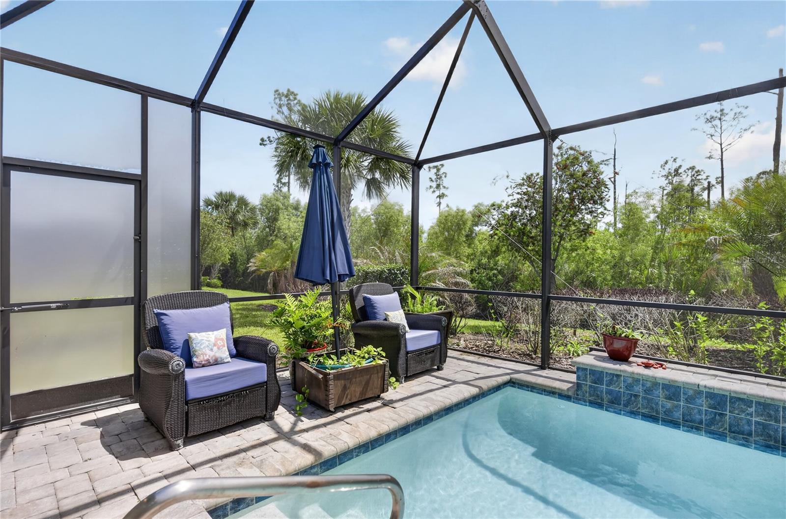 Image 38 of 68 For 2633 Daisy Drive