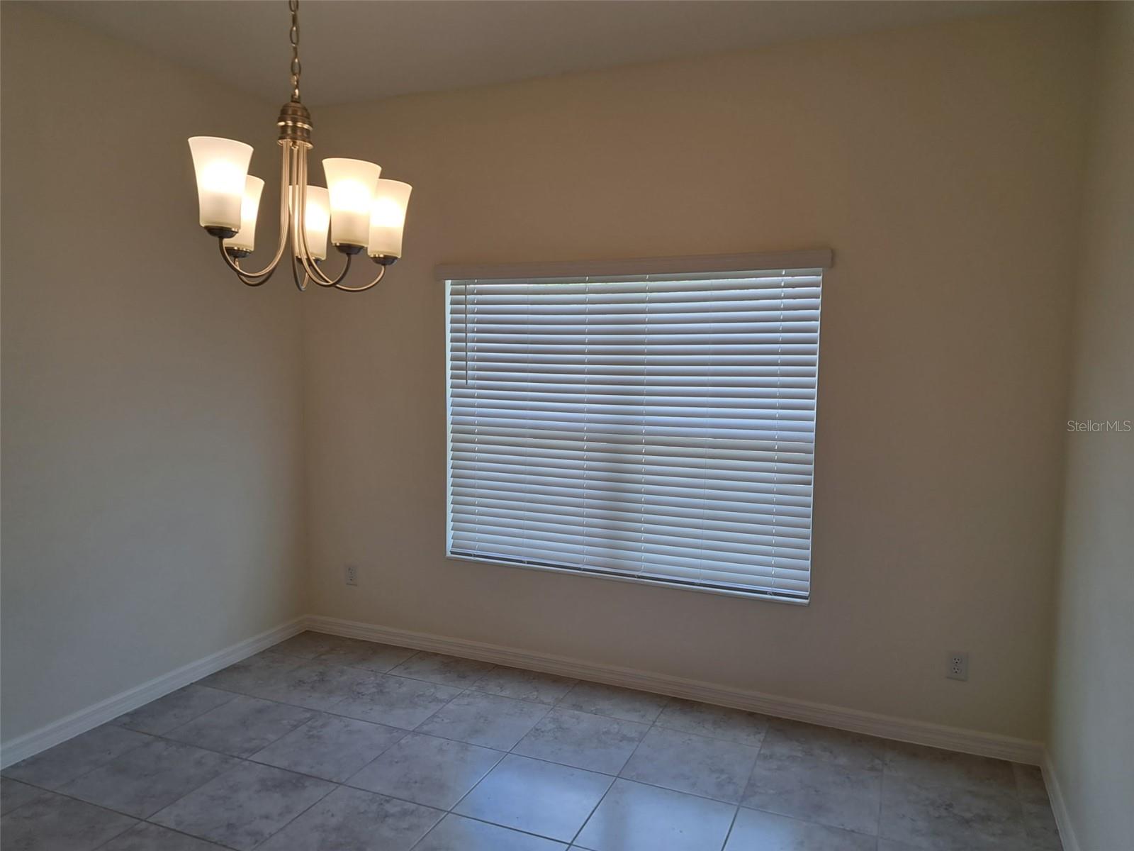 Image 4 of 23 For 138 Jade Street