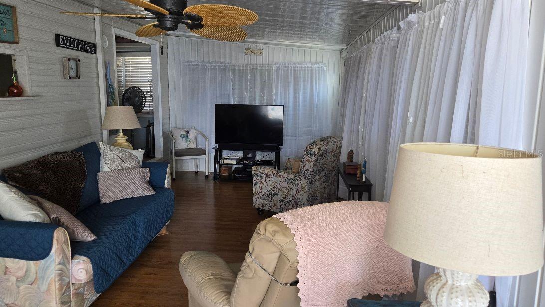 Image 4 of 10 For 1475 Flamingo Drive 56