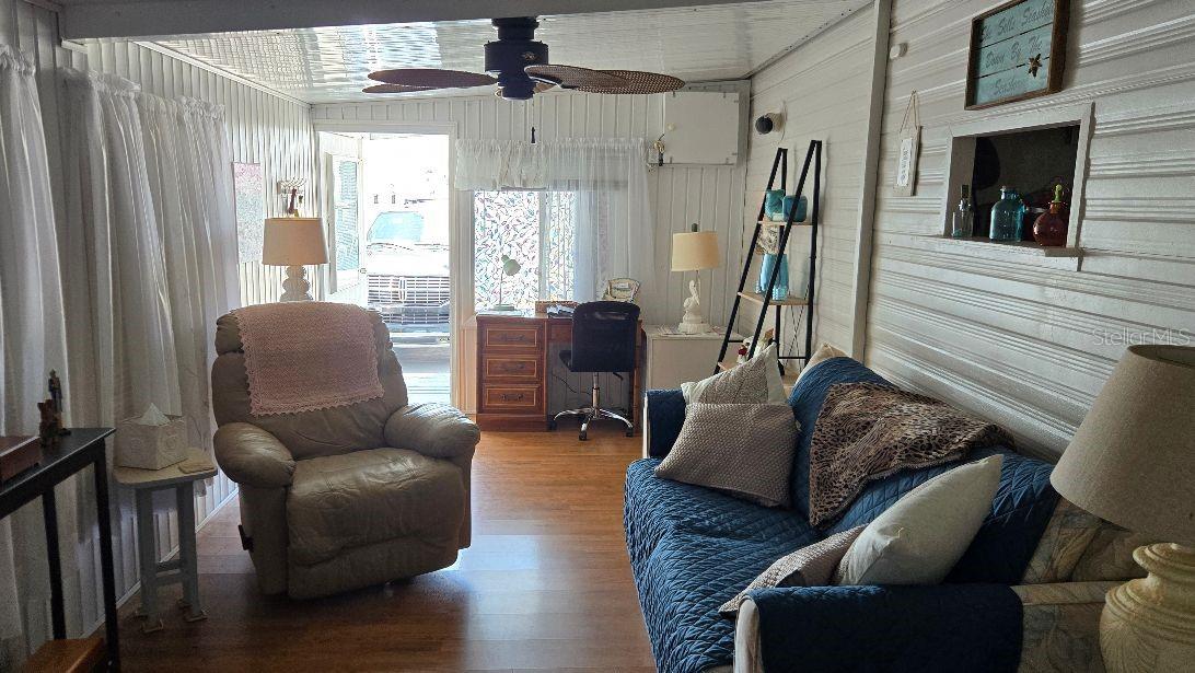 Image 5 of 10 For 1475 Flamingo Drive 56