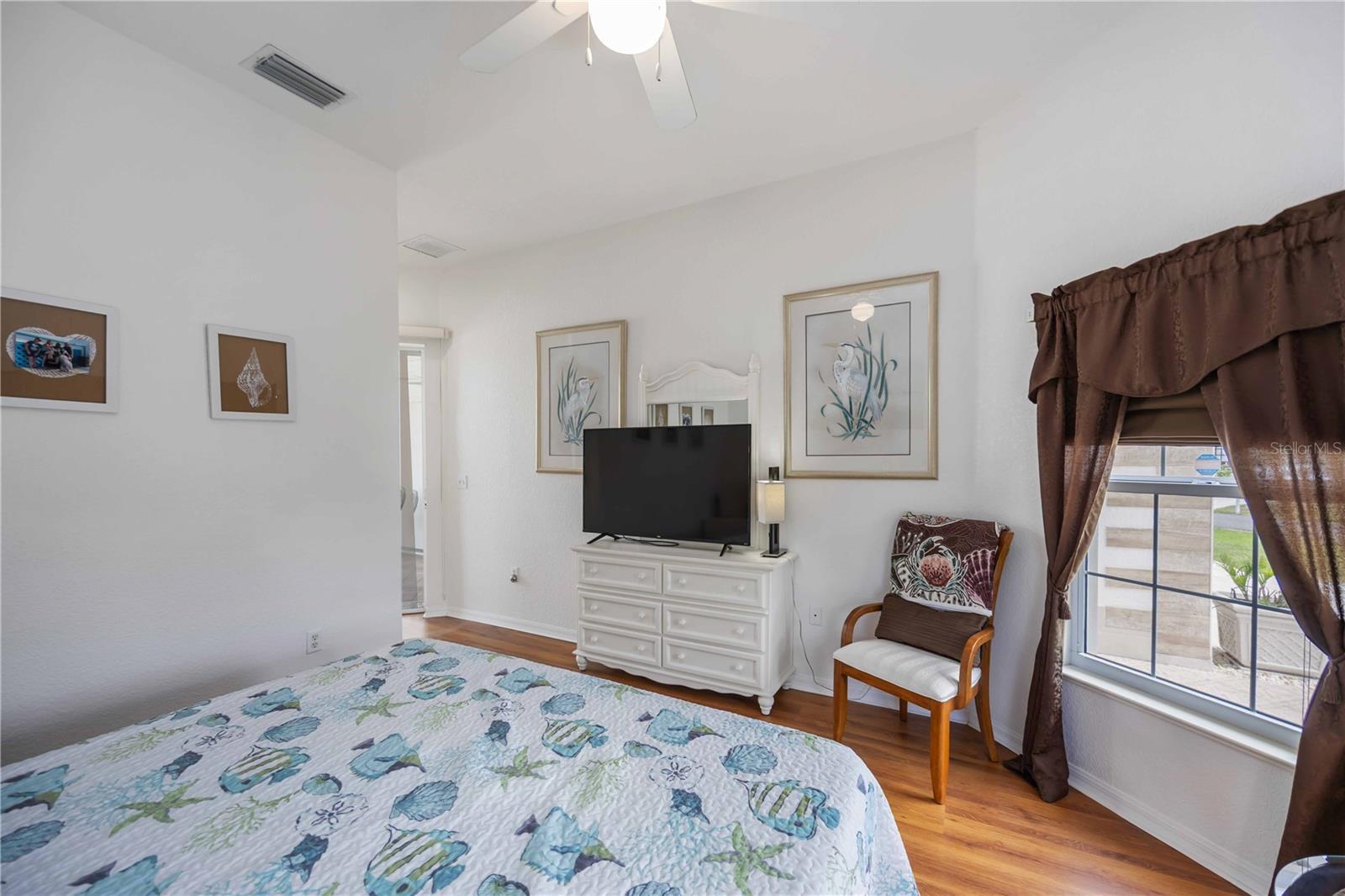 Image 39 of 59 For 48 Bunker Road