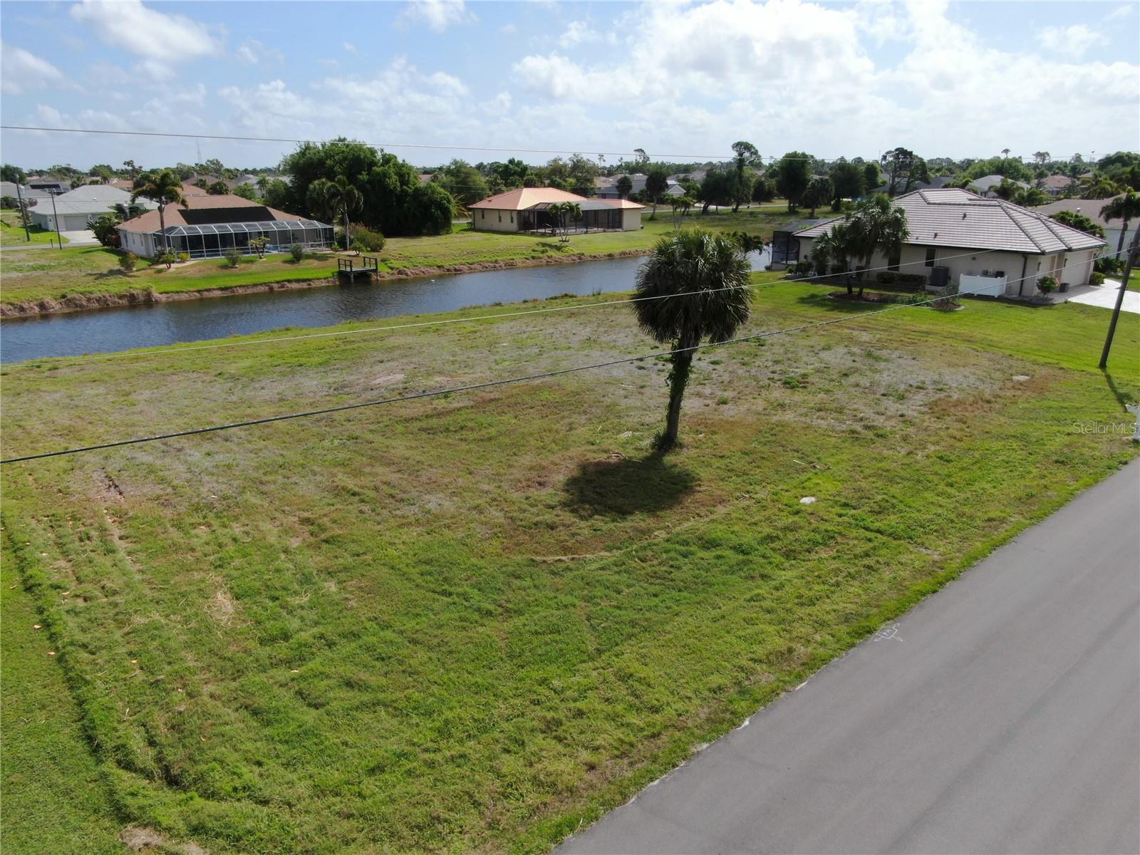 Image 5 of 12 For 35 & 37 Tournament Road