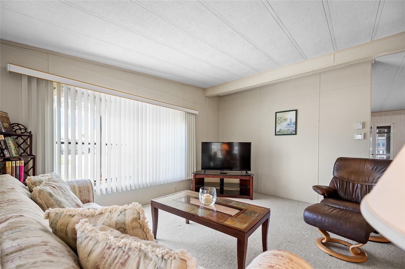 Image 12 of 45 For 6162 Redwing Avenue