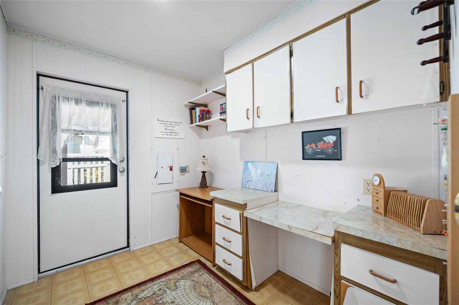 Image 18 of 45 For 6162 Redwing Avenue