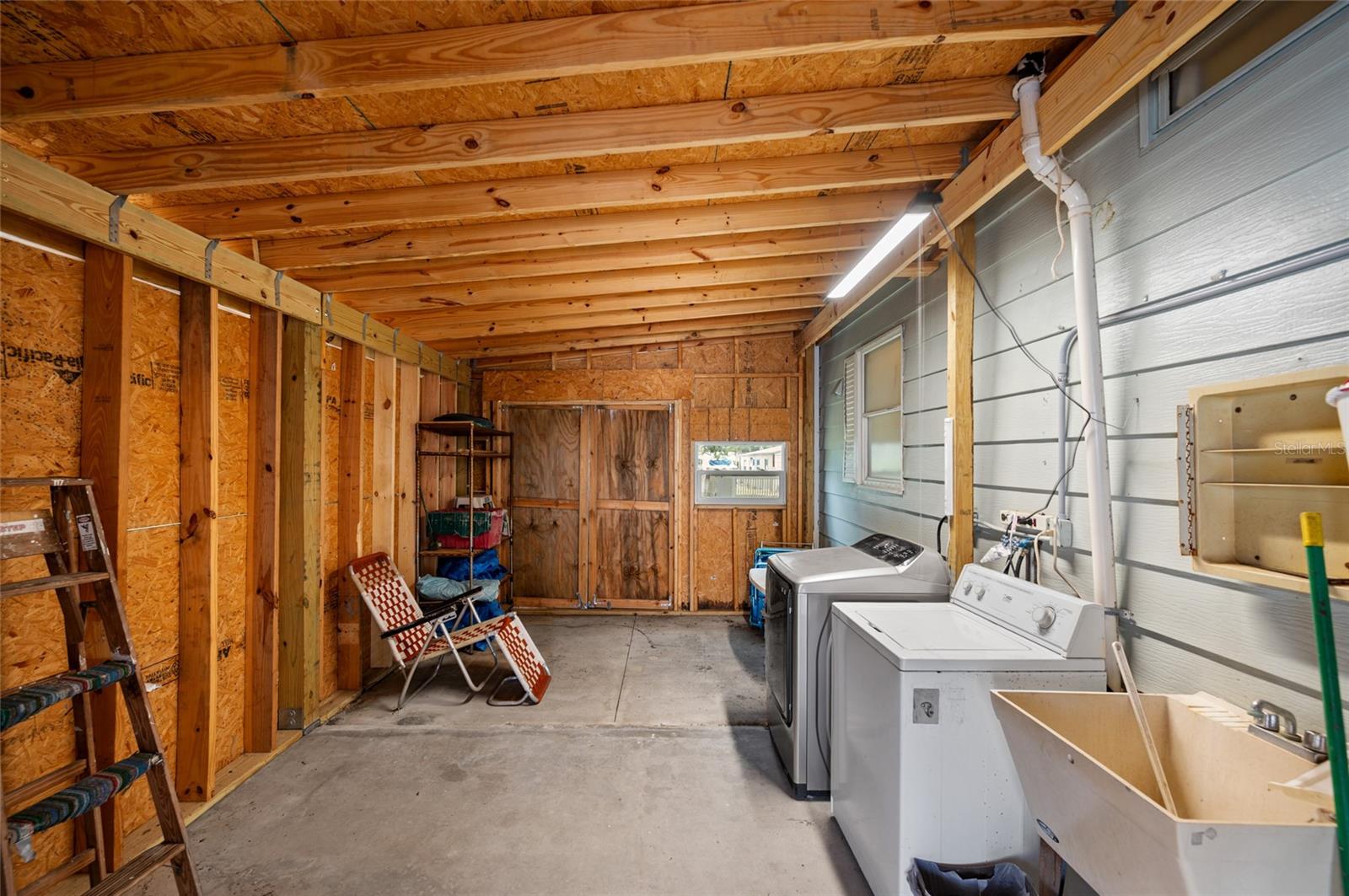 Image 26 of 45 For 6162 Redwing Avenue