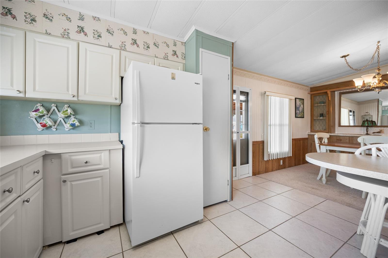 Image 8 of 45 For 6162 Redwing Avenue