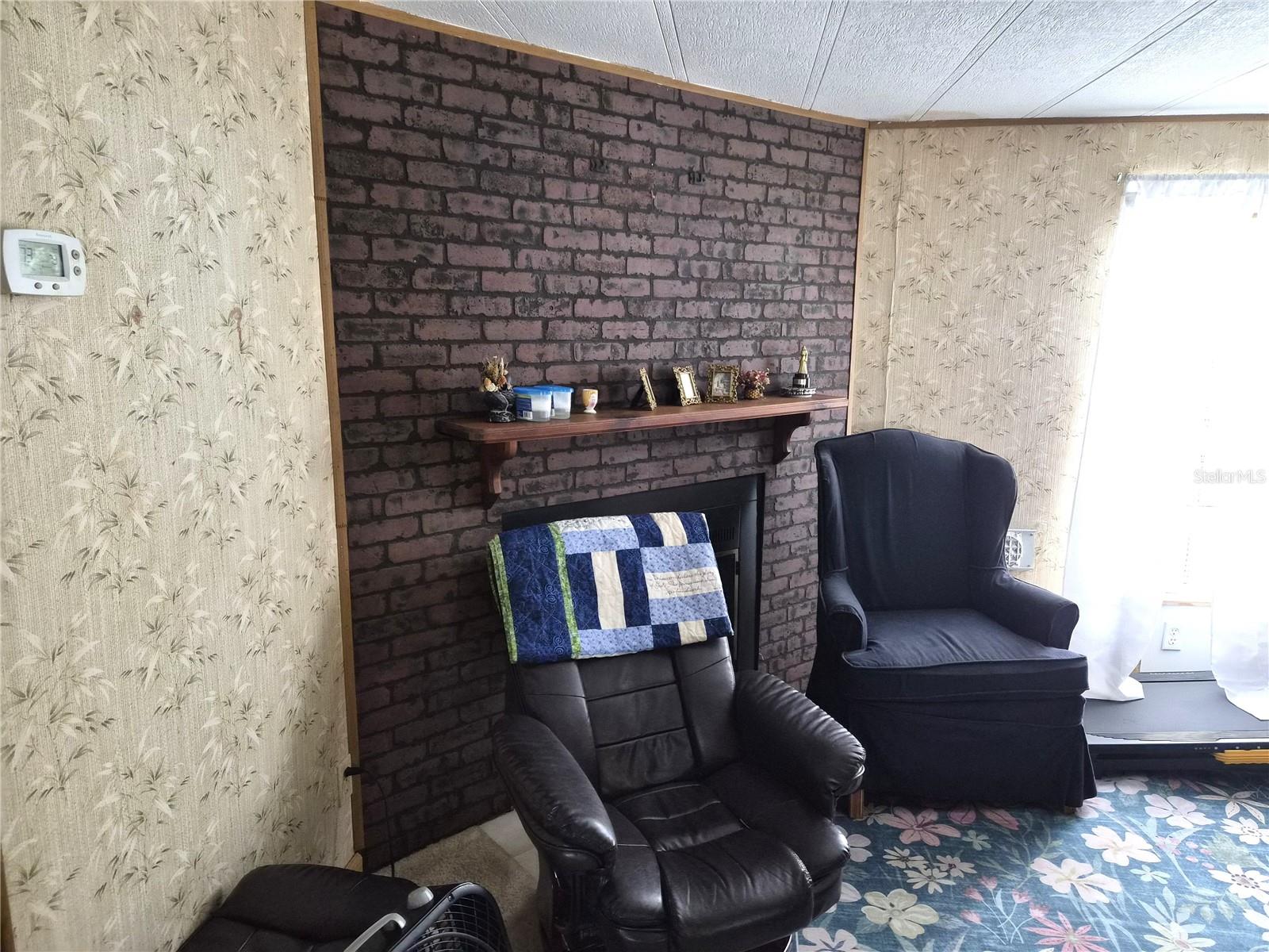 Image 8 of 14 For 15322 Lime Drive