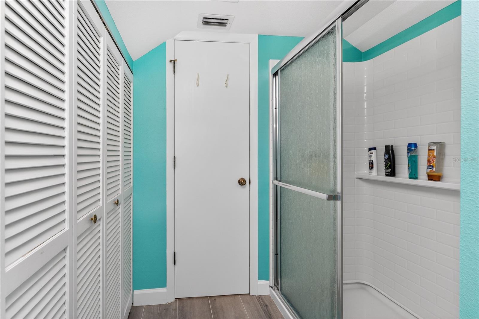 Image 44 of 84 For 720 Mccall Road