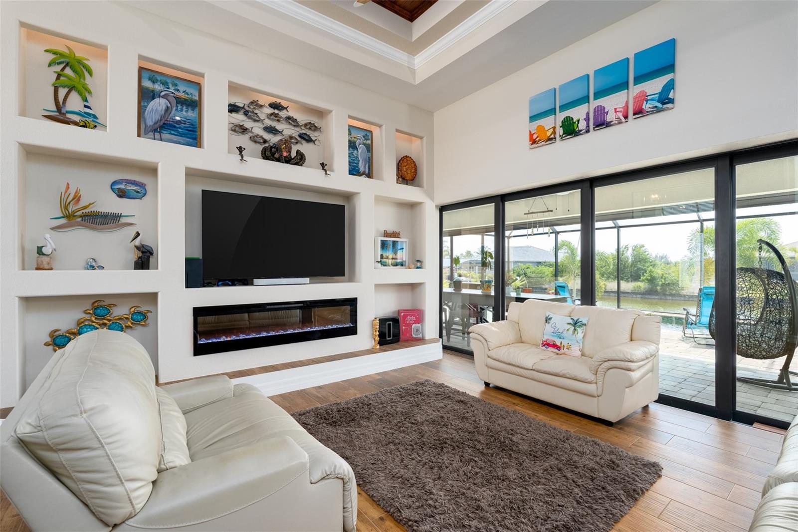 Image 13 of 54 For 15252 Chinook Way