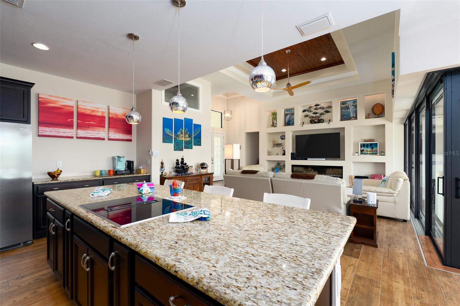 Image 17 of 54 For 15252 Chinook Way