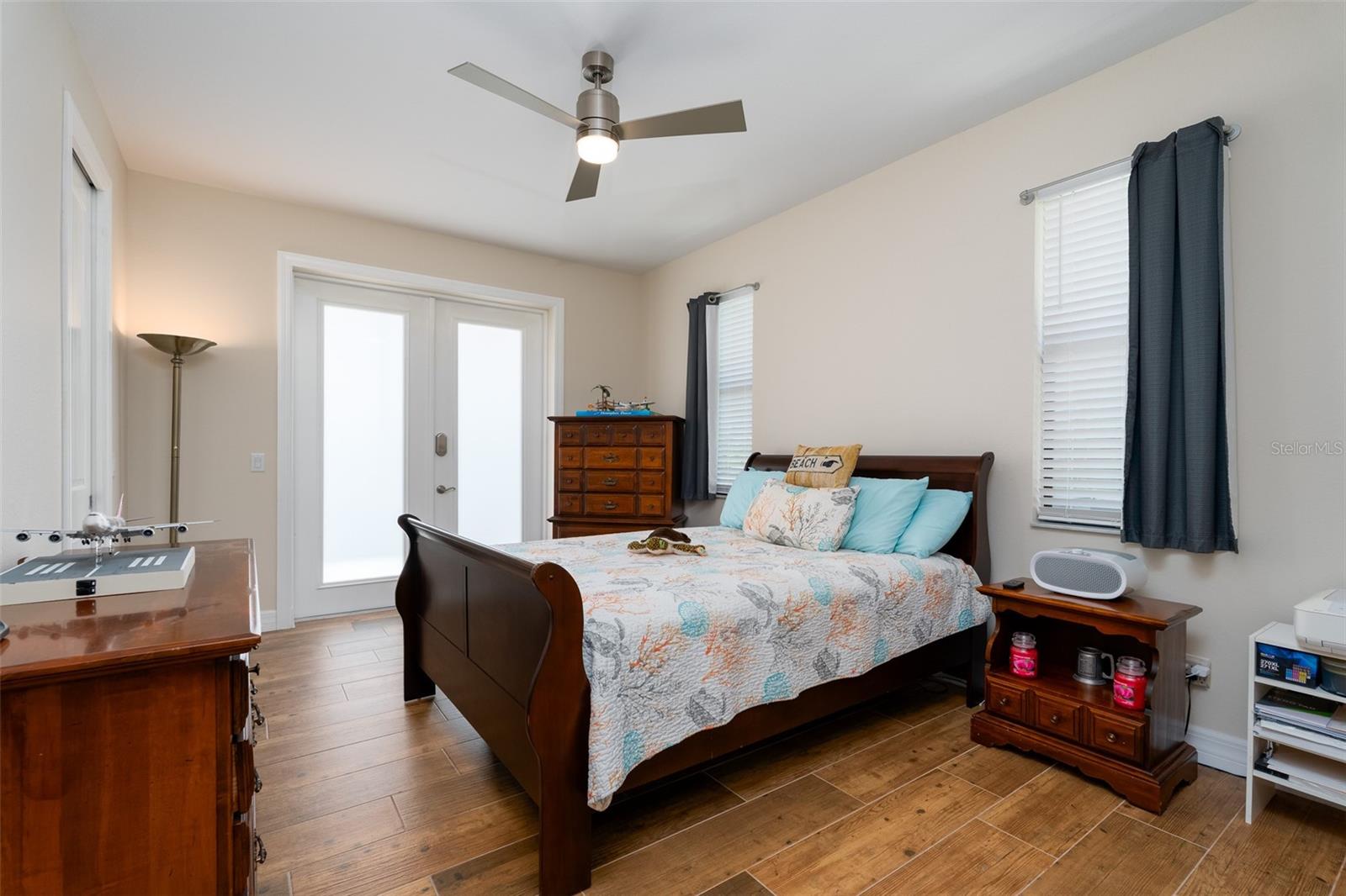 Image 28 of 54 For 15252 Chinook Way