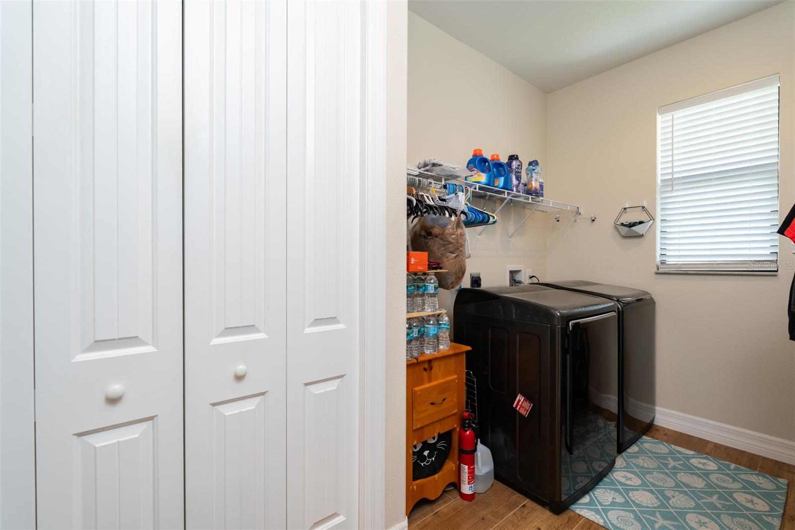 Image 34 of 54 For 15252 Chinook Way