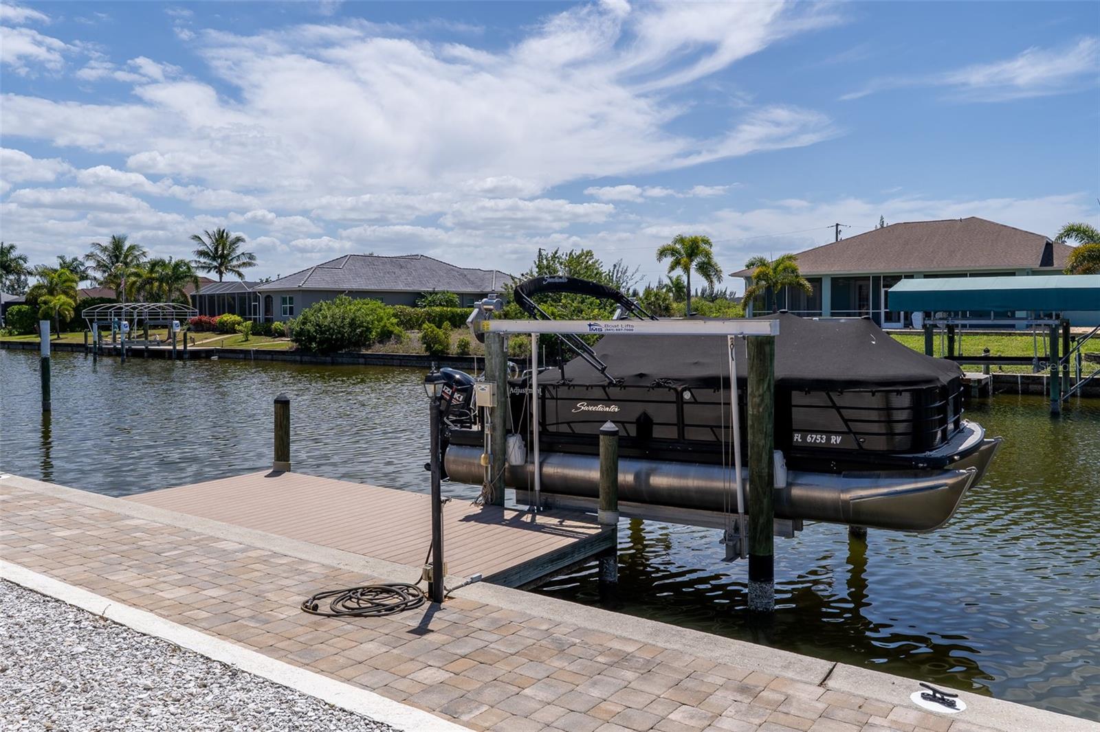 Image 37 of 54 For 15252 Chinook Way