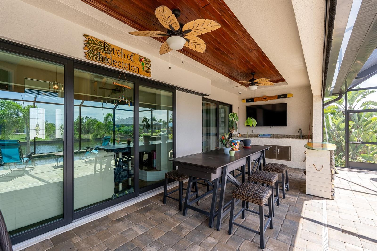 Image 4 of 54 For 15252 Chinook Way