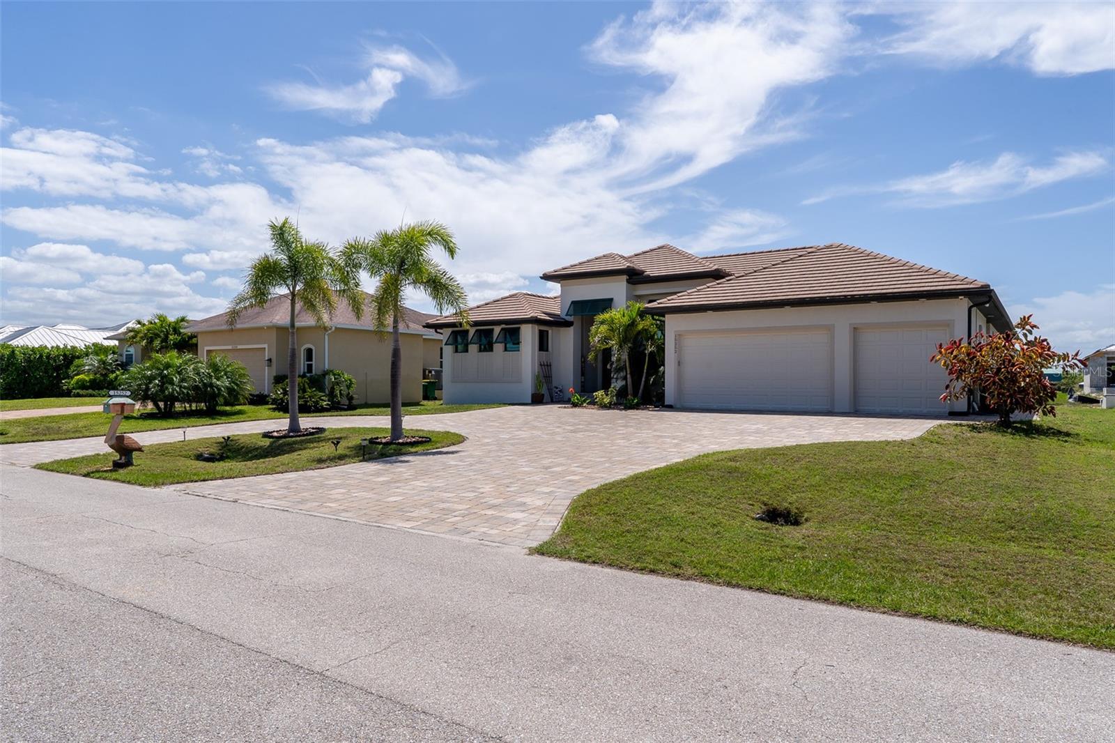 Image 52 of 54 For 15252 Chinook Way