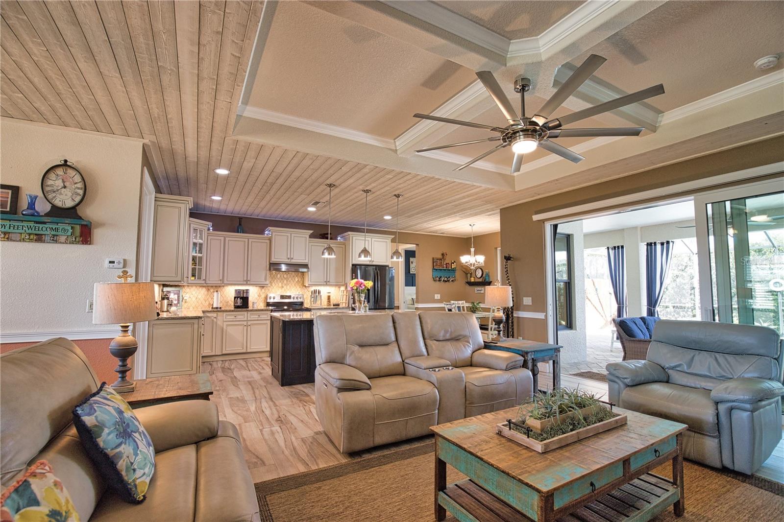 Image 18 of 95 For 39 Medalist Road