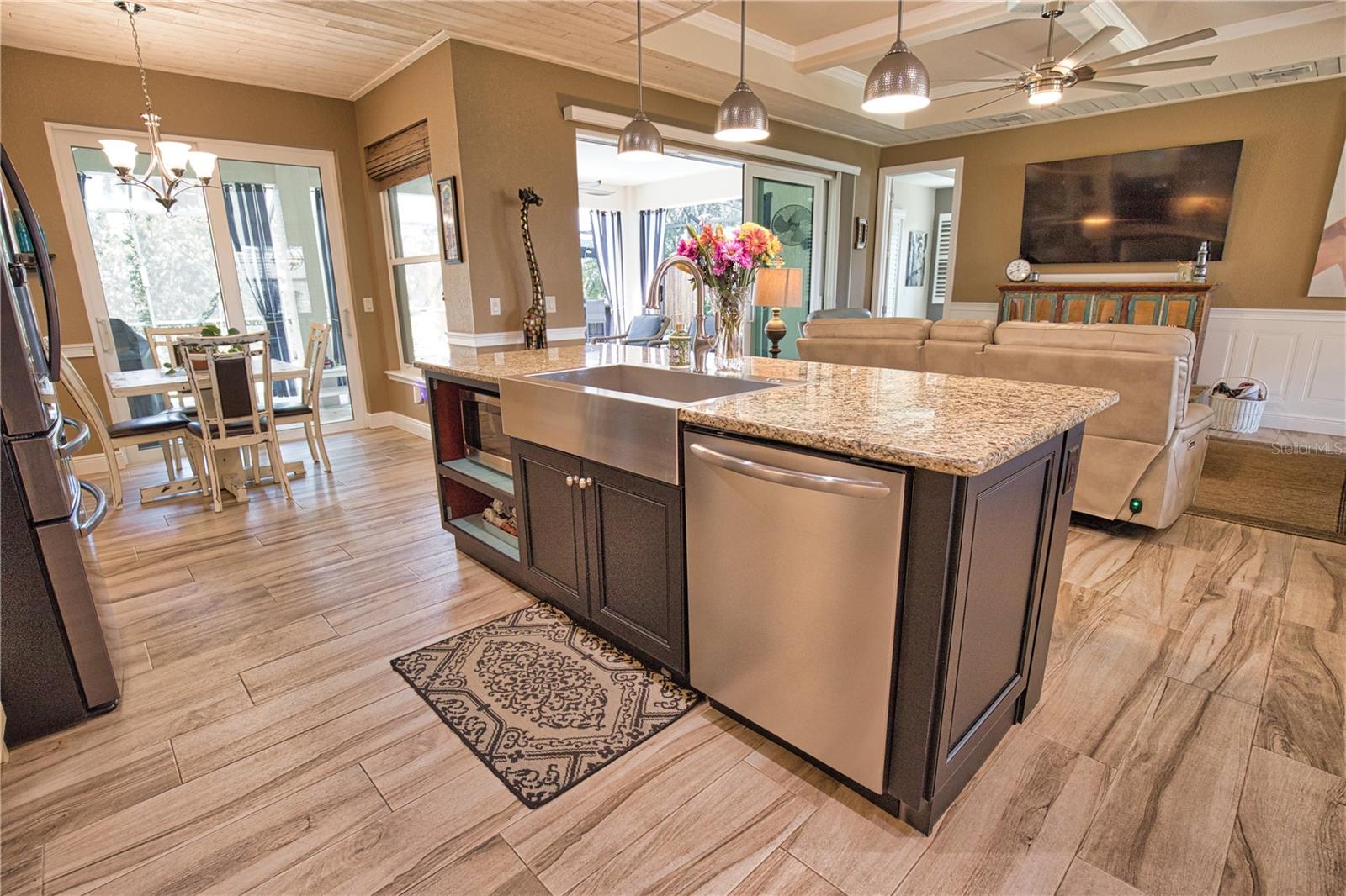 Image 29 of 95 For 39 Medalist Road