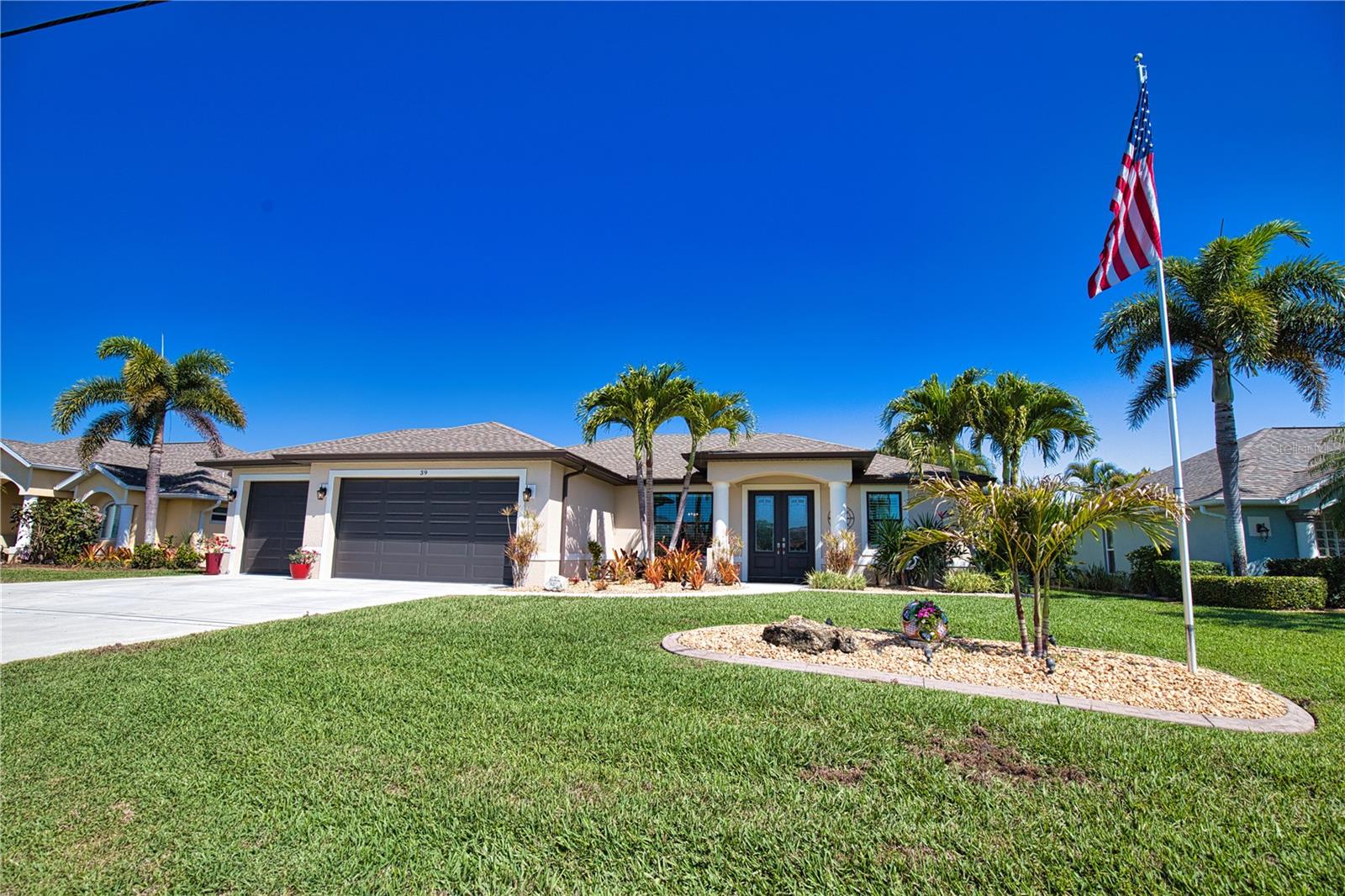 Image 4 of 95 For 39 Medalist Road