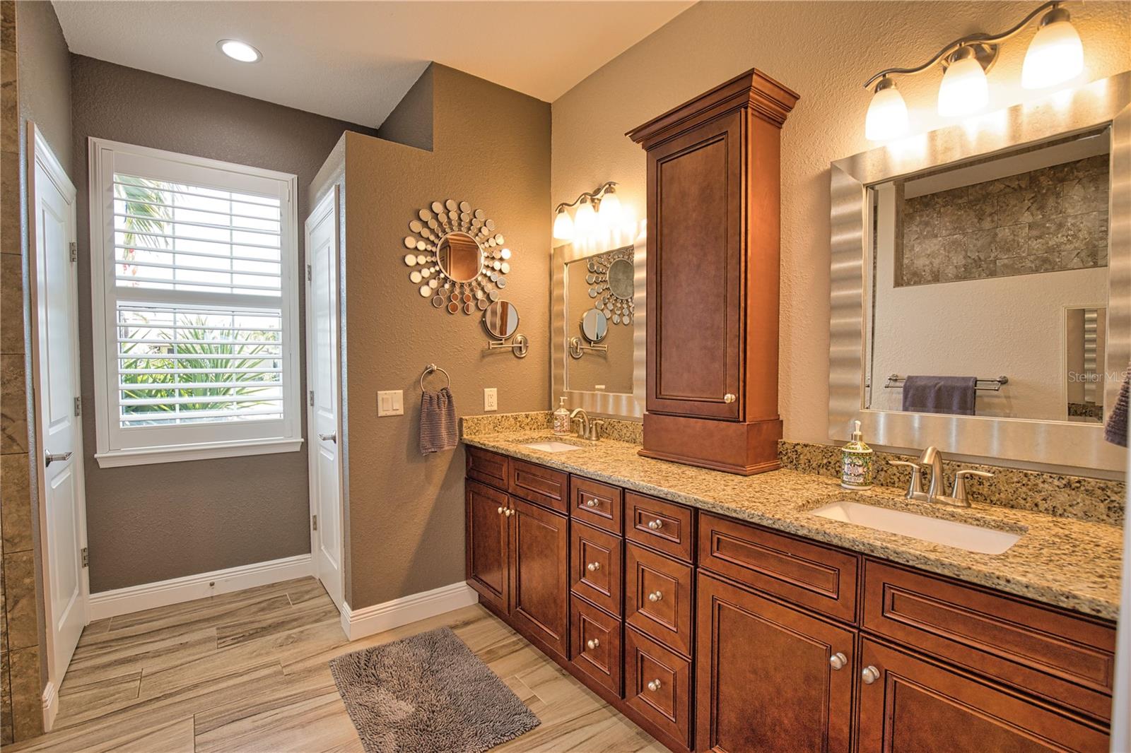 Image 48 of 95 For 39 Medalist Road