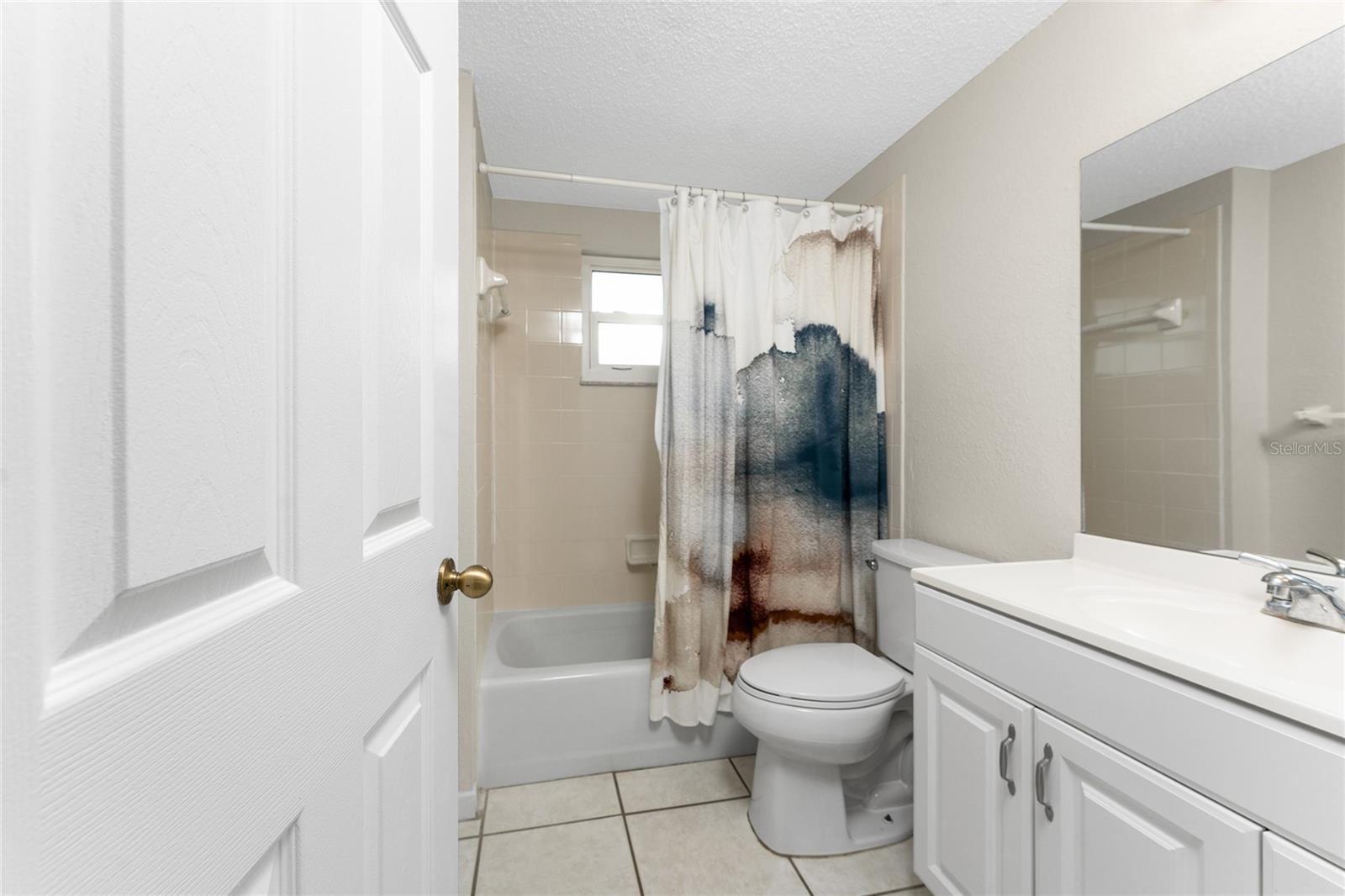 Image 21 of 43 For 1965 Louisiana Avenue